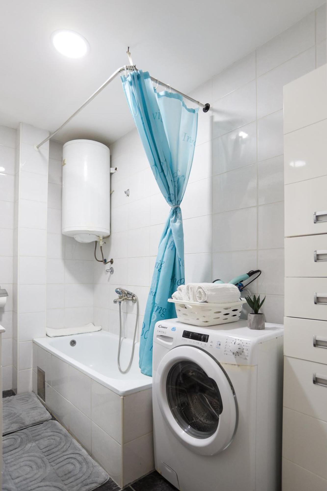 Airport Stay Apartments Surčin Esterno foto